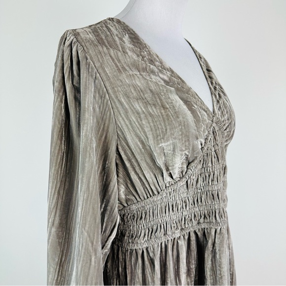 GAP Velvet Smocked Dress Size Large Petite - Picture 6 of 14